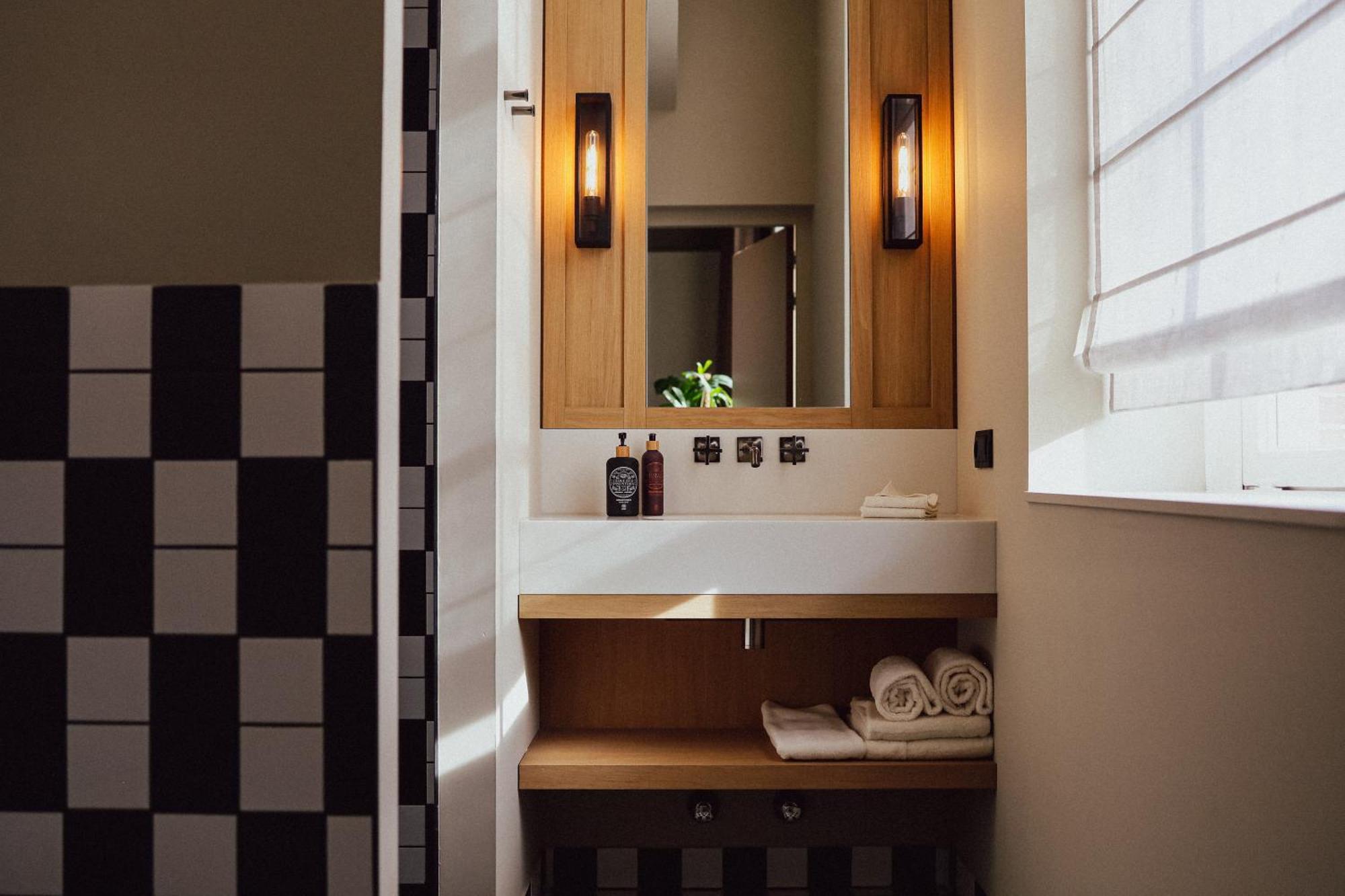 Hotel Ryder I Den Bosch - Vught Bagian luar foto